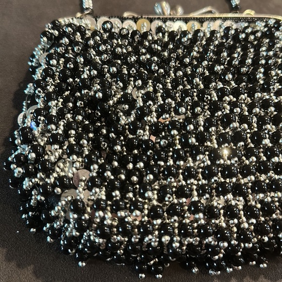 Black silver beaded clutch shoulder bag. Silver chain is detachable - Picture 4 of 7